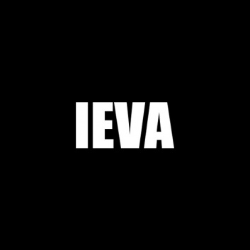 Ieva 7,3 x 3,4 cm